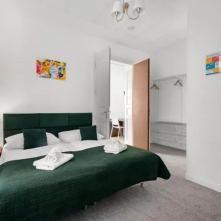 Elisabeth Old Town Hotel 3*