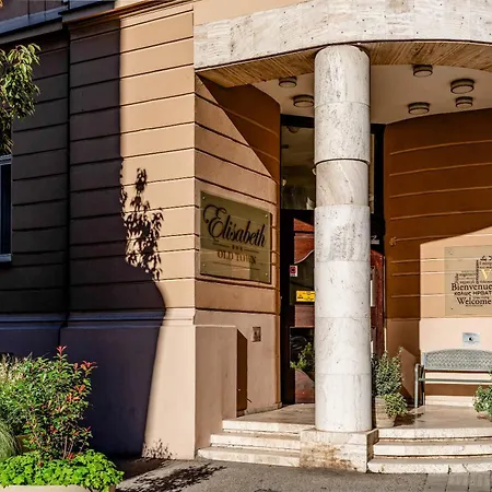 Elisabeth Old Town 3*