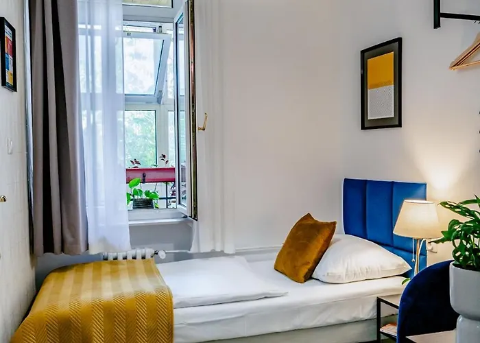 Elisabeth Old Town Hotel 3*