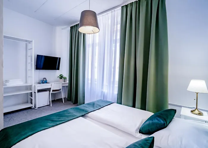 Hotel Elisabeth Old Town 3*