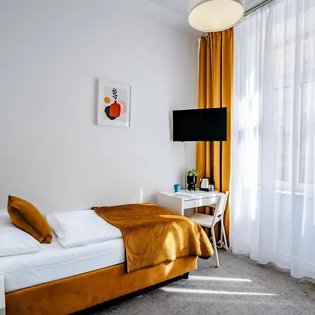 Elisabeth Old Town 3* Bratislava