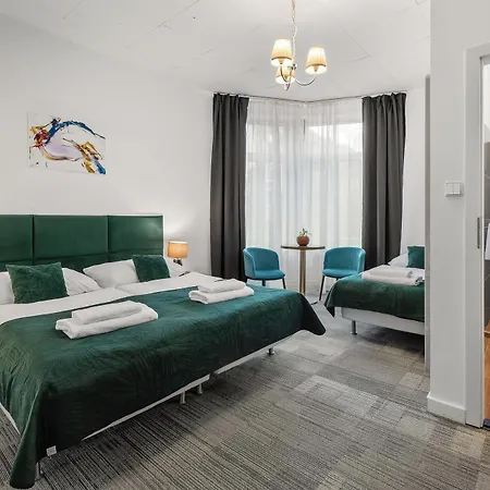 Elisabeth Old Town 3*