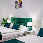 Elisabeth Old Town Hotel