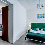 Hotel Elisabeth Old Town 3*