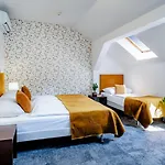 Elisabeth Old Town 3* Bratislava