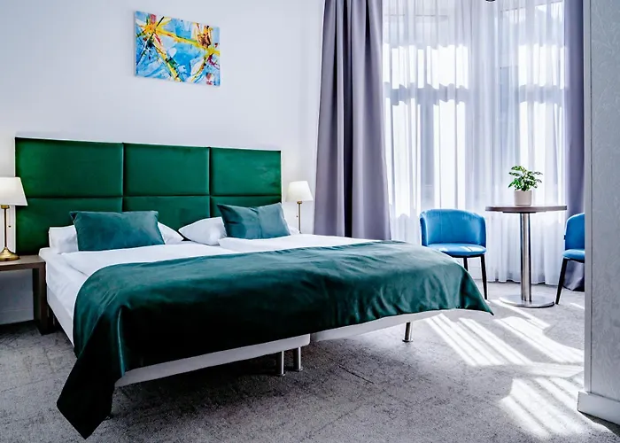 Elisabeth Old Town Hotel