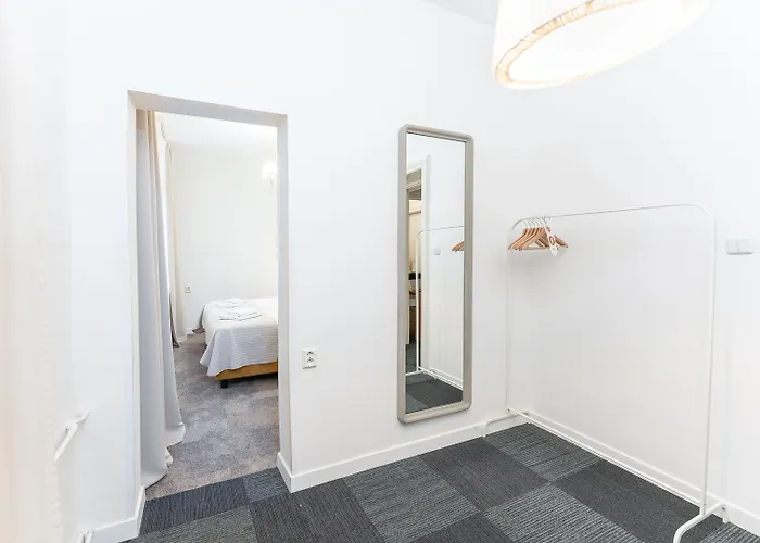 Elisabeth Old Town Hotel 3*